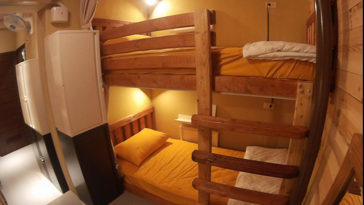 On Board Hostel Manzhou Dış mekan fotoğraf