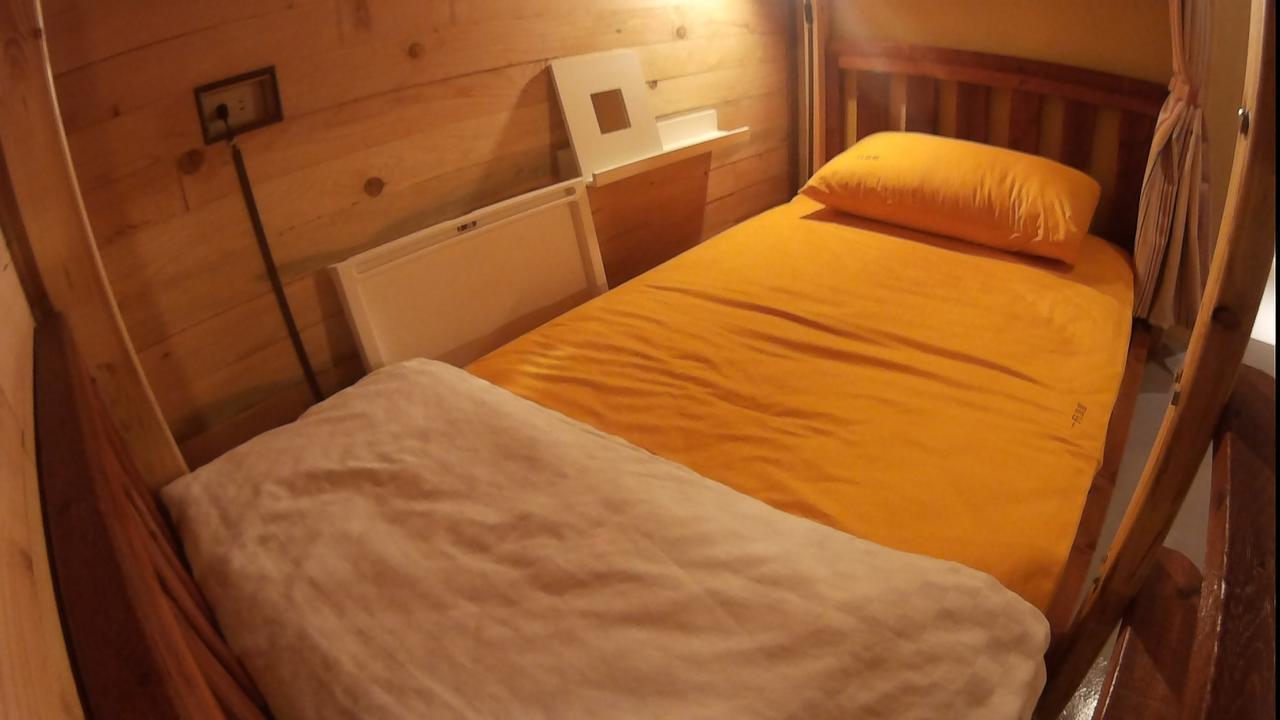 On Board Hostel Manzhou Dış mekan fotoğraf